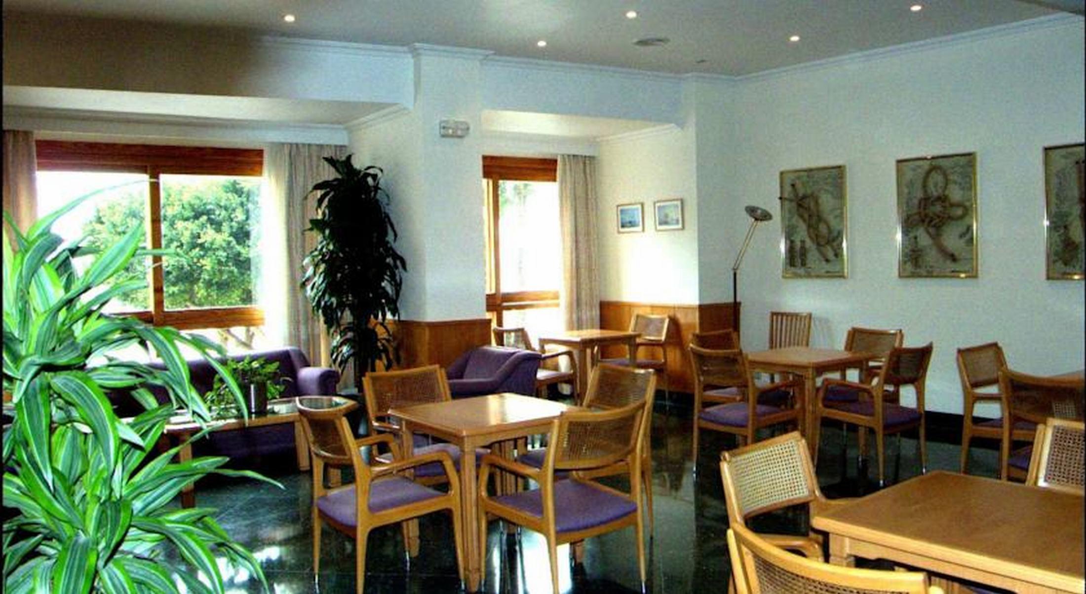 Hotel Tanit Бенидорм Экстерьер фото
