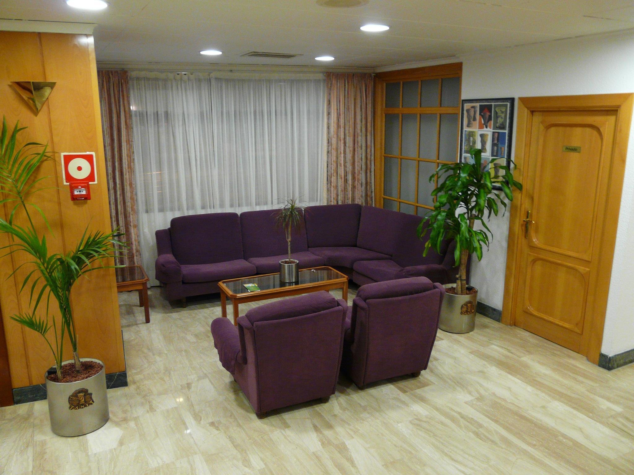 Hotel Tanit Бенидорм Экстерьер фото